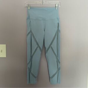 Alo Yoga High Waist Laced Capri Legging Mesh Cutout Light Blue size S Crop